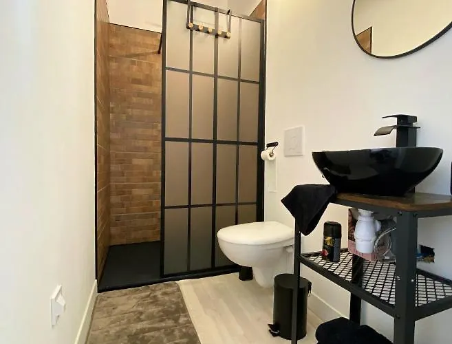 Alojamento de Acomodação e Pequeno-almoço Rooftop Face à La Cité 'rfc' Carcassonne